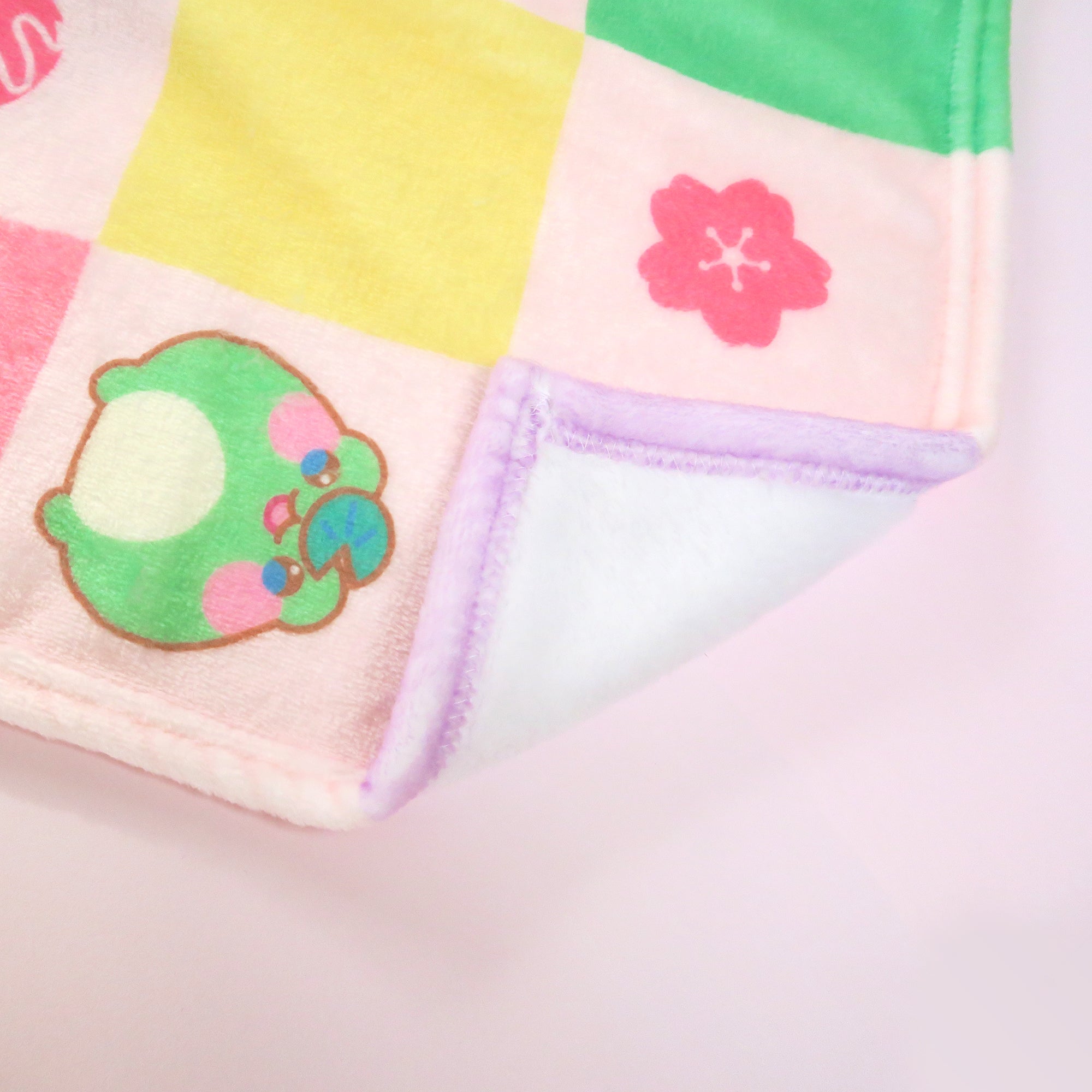 Pon Plush Fleece Throw Blanket