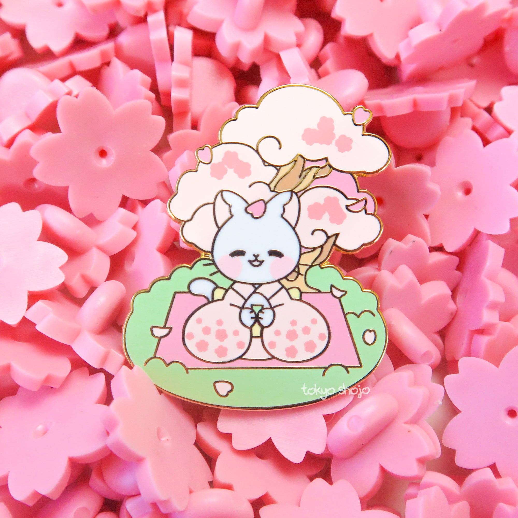 Hanami Kitty Pin