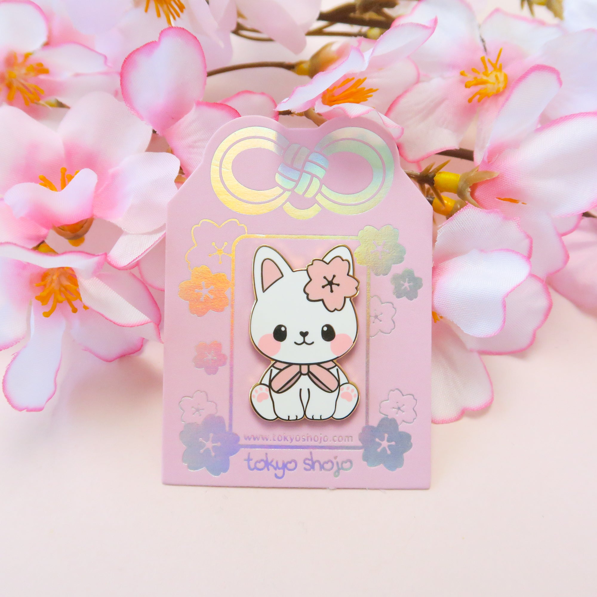 Hanami the Cat Pin