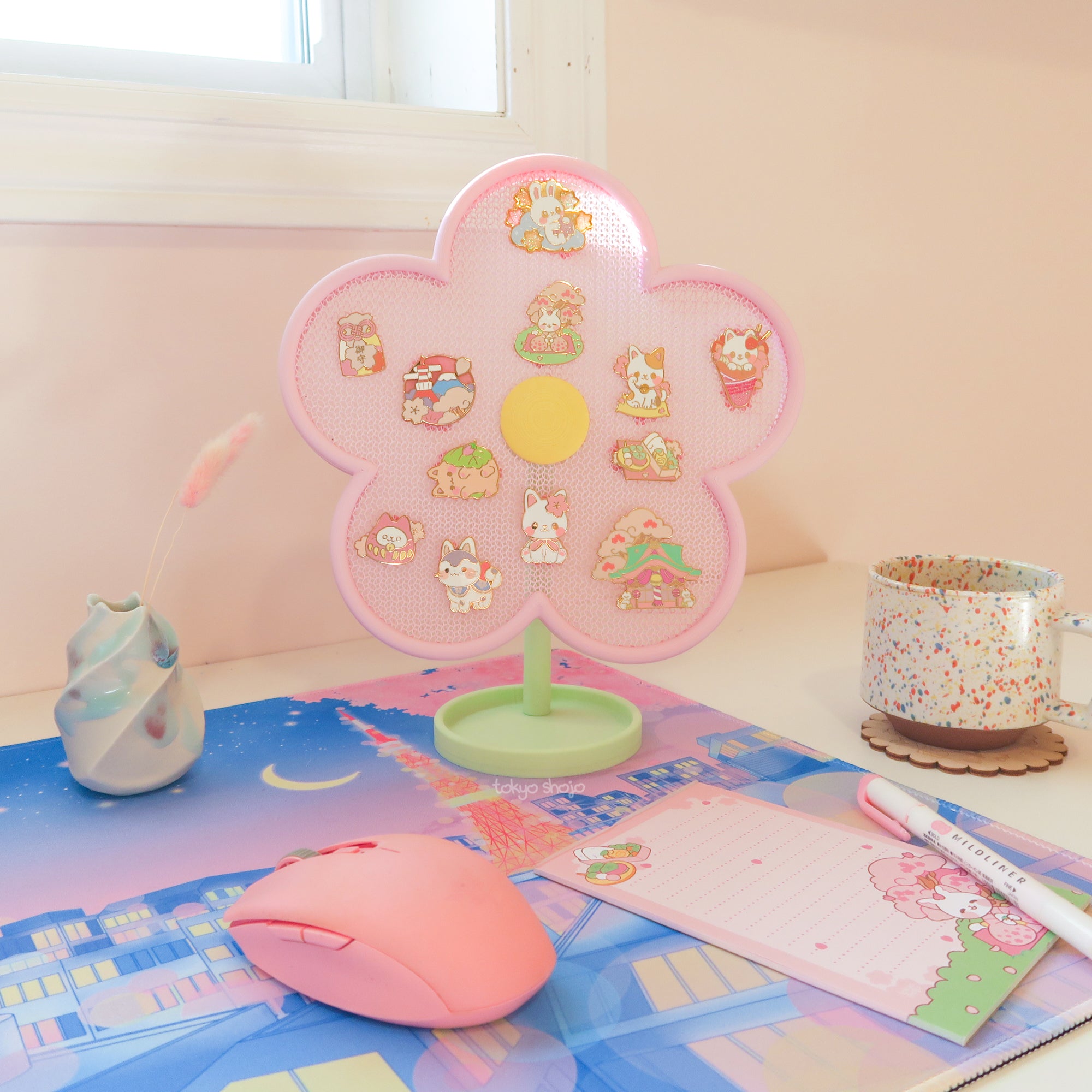 Preorder: Flower Pin Display (Stand / Hang 2-Way)