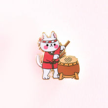Load image into Gallery viewer, Taiko Cat Pin
